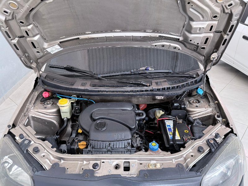 Fiat Uno Way 1.4 Fire EVO Flex 4p - Foto 8