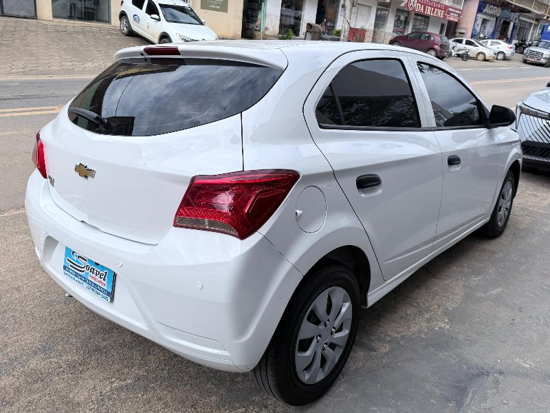 Chevrolet Onix Joy 1.0 8V Flex - Foto 3